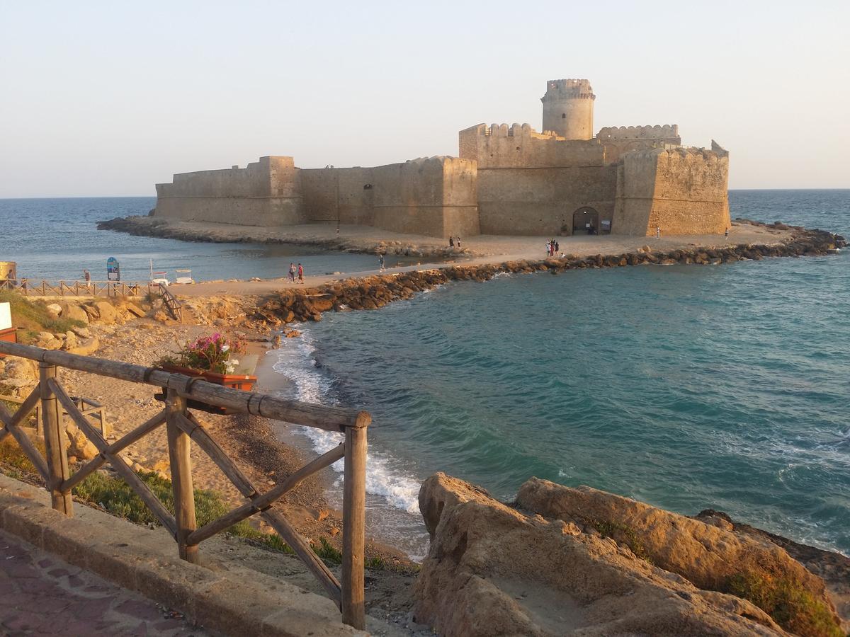 Hotel Annibale Isola Di Capo Rizzuto Exterior foto